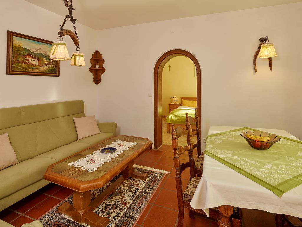 Alpenchalet Zum Jeremia Grainau Εξωτερικό φωτογραφία